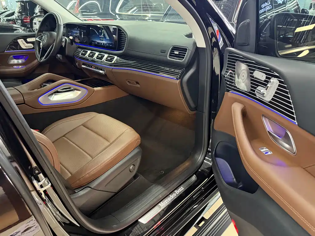Mercedes-Benz GLS 2024 GLS 400 4MATIC купить на сайте DeffCars