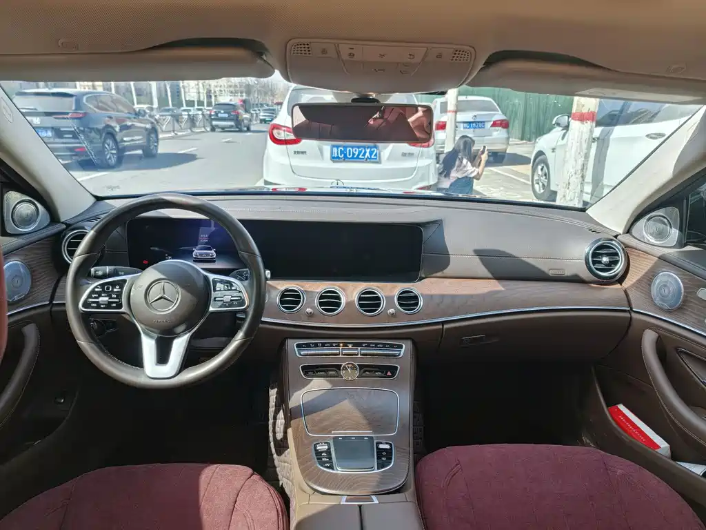 Mercedes-Benz E-Class 2020 E 300 L Luxury Model купить на сайте DeffCars