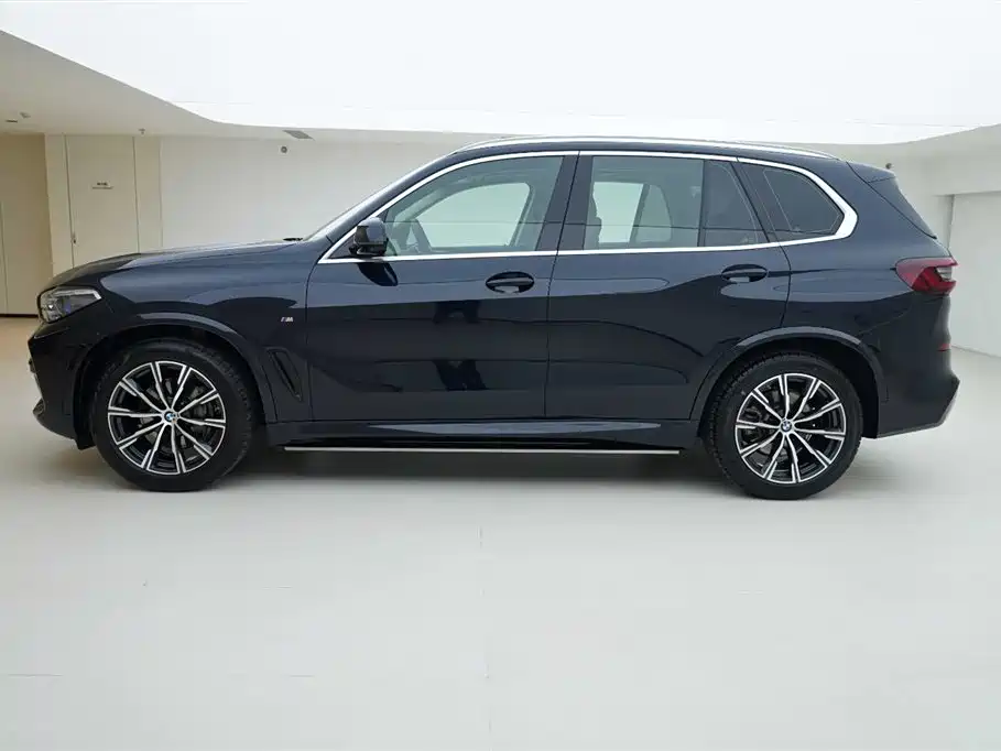 BMW X5 imported 2021 facelift xDrive40i M sports package купить на сайте DeffCars