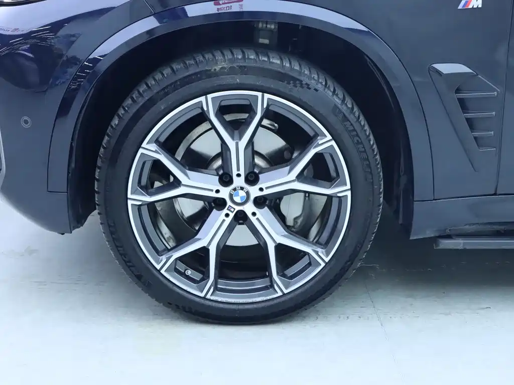BMW X5 2023 xDrive 30Li Exclusive M Sports Night Package купить на сайте DeffCars