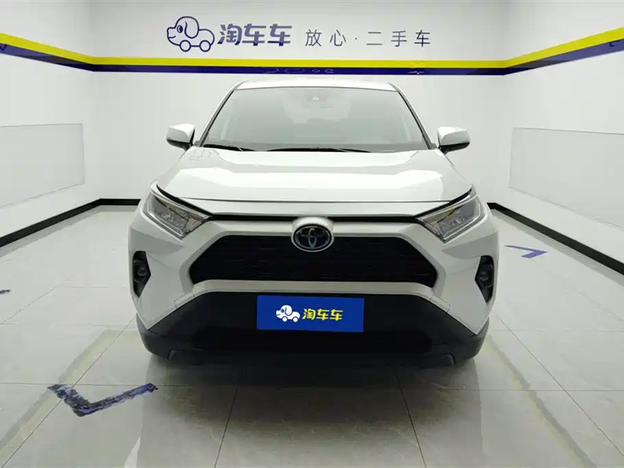 RAV4 Rongfang 2024 2.0L CVT two-wheel drive urban version купить на сайте DeffCars