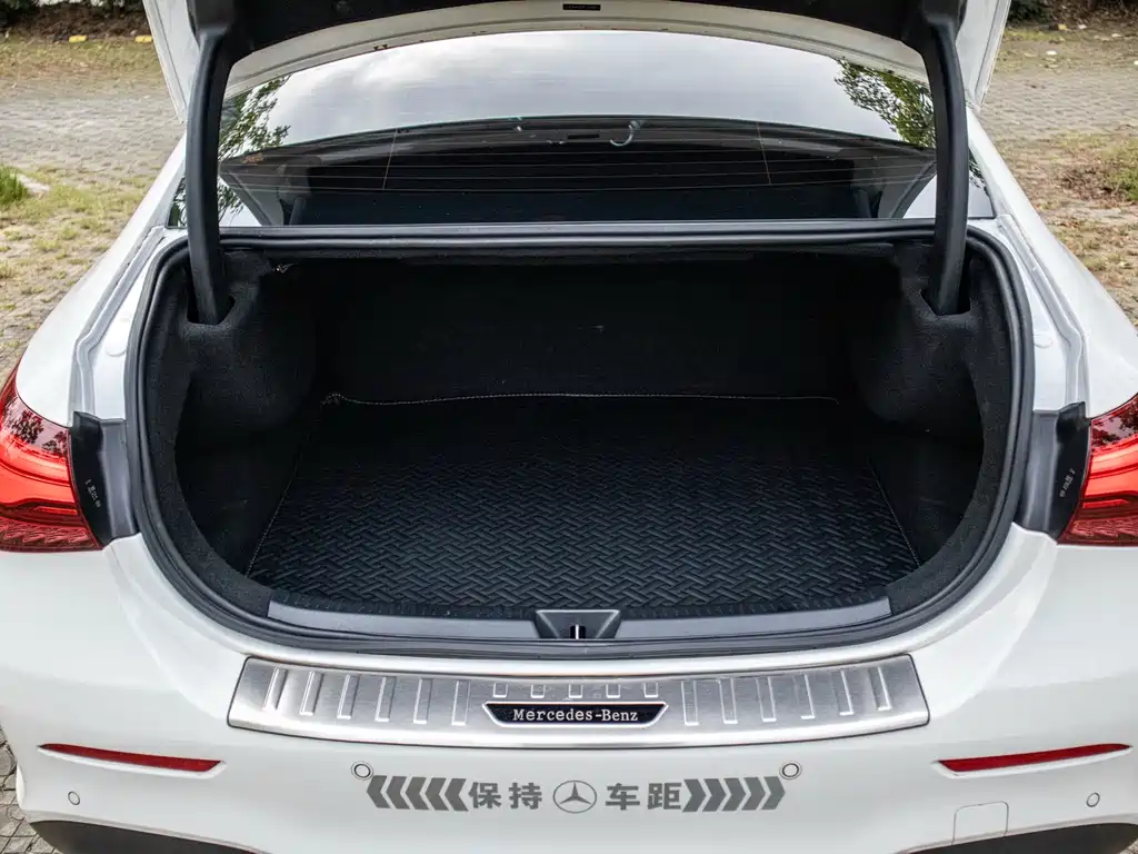 Mercedes-Benz A-Class 2023 A 200 L Fashion Model купить на сайте DeffCars