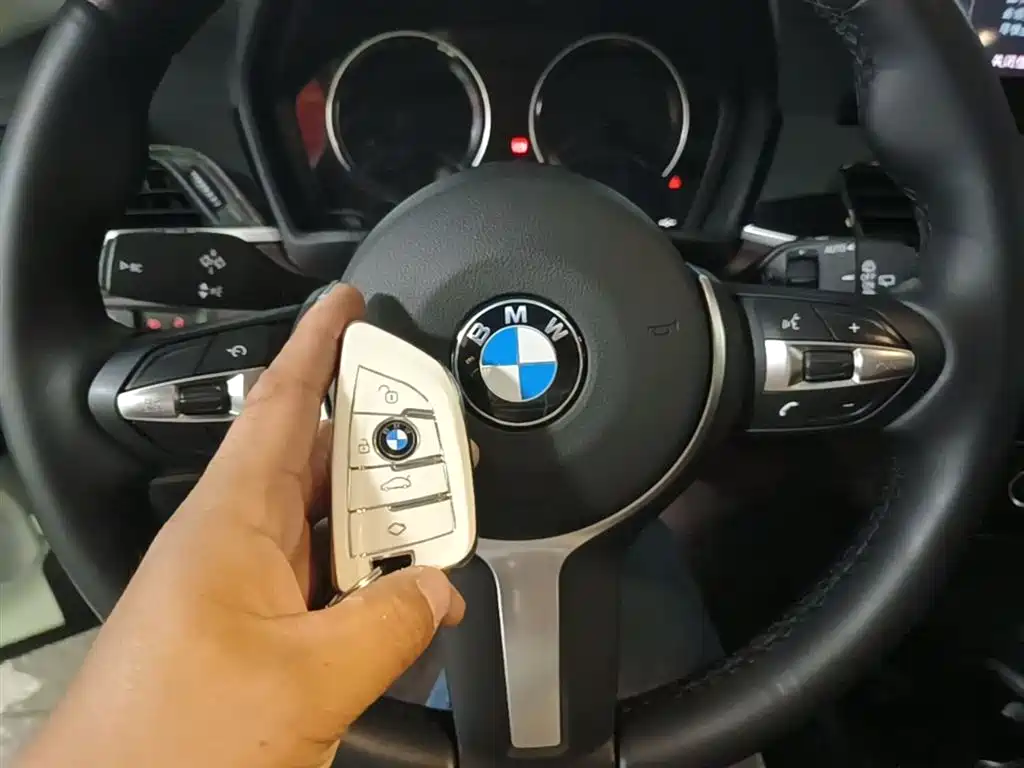 BMW X1 2021 sDrive25Li Leading Model купить на сайте DeffCars