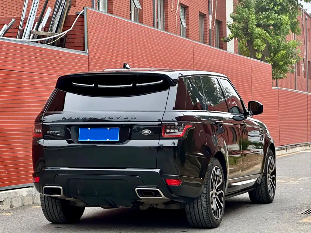 Range Rover Sport 2021 3.0 L6 Black Edition купить на сайте DeffCars