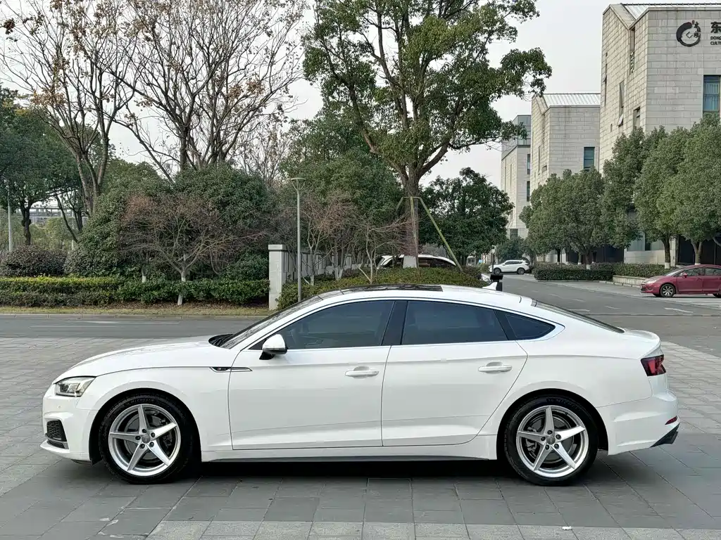 Audi A5 imported 2019 Sportback 40 TFSI fashionable model купить на сайте DeffCars