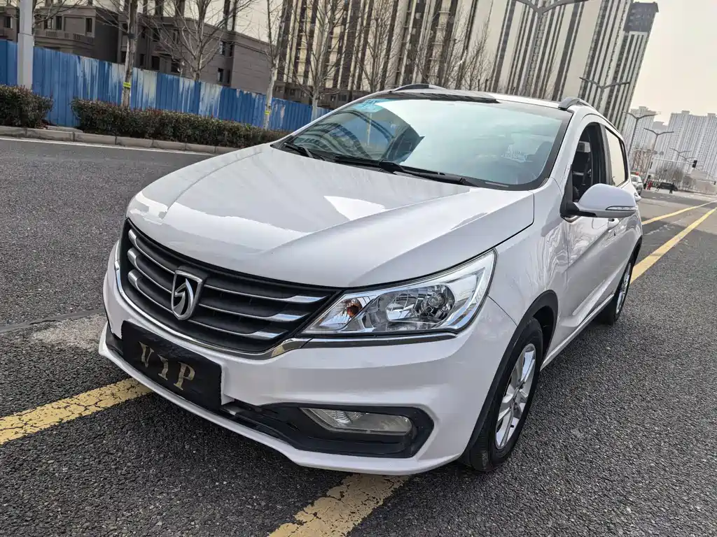 Baojun 310 2016 1.2L manual luxury model купить на сайте DeffCars