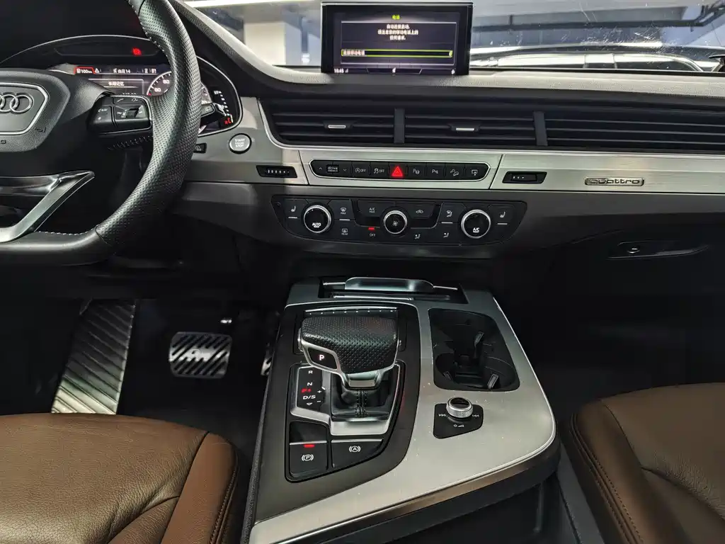 Audi Q7 2016 40 TFSI S line sports model купить на сайте DeffCars