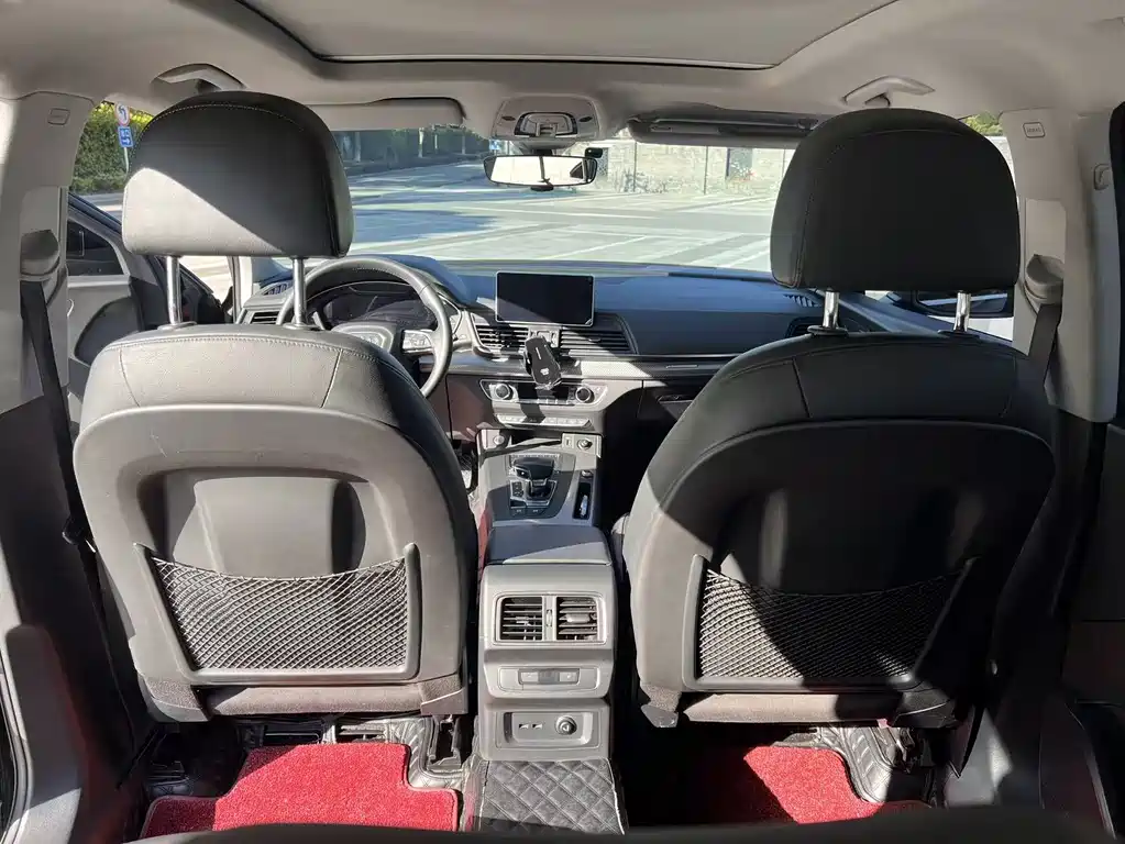 Audi Q5L 2020 45 TFSI exclusive fashion model купить на сайте DeffCars
