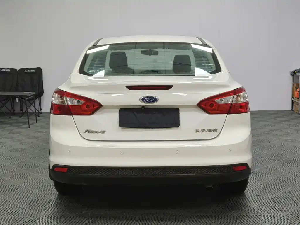 Focus 2012 sedan 1.6L manual comfort type купить на сайте DeffCars