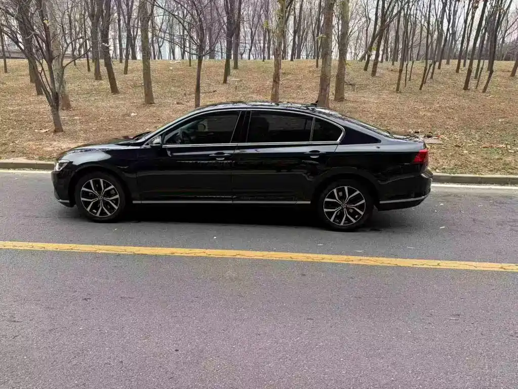 Magotan 2020 330TSI DSG leading model купить на сайте DeffCars
