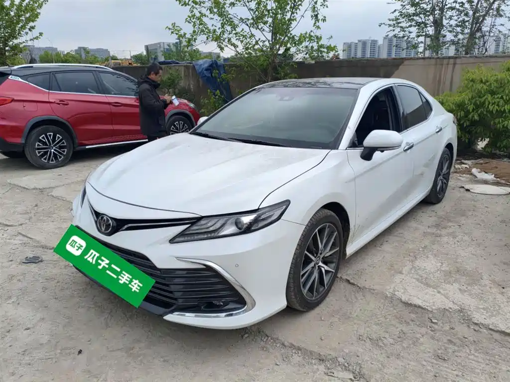 Camry 2021 2.5G Deluxe Edition купить на сайте DeffCars