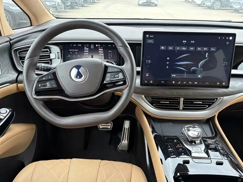 Denza D9 2025 DM-i smart driving version 1020 four-wheel drive exclusive model купить на сайте DeffCars
