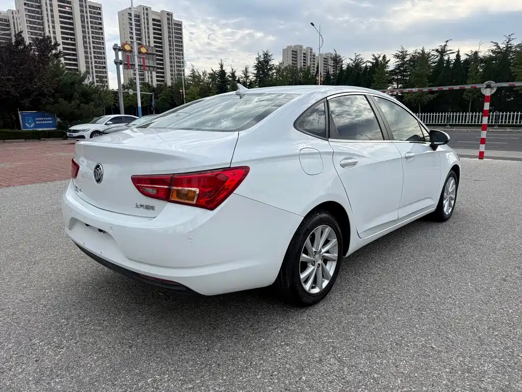 Weilan 2017 Sedan 15S Automatic Enterprising купить на сайте DeffCars