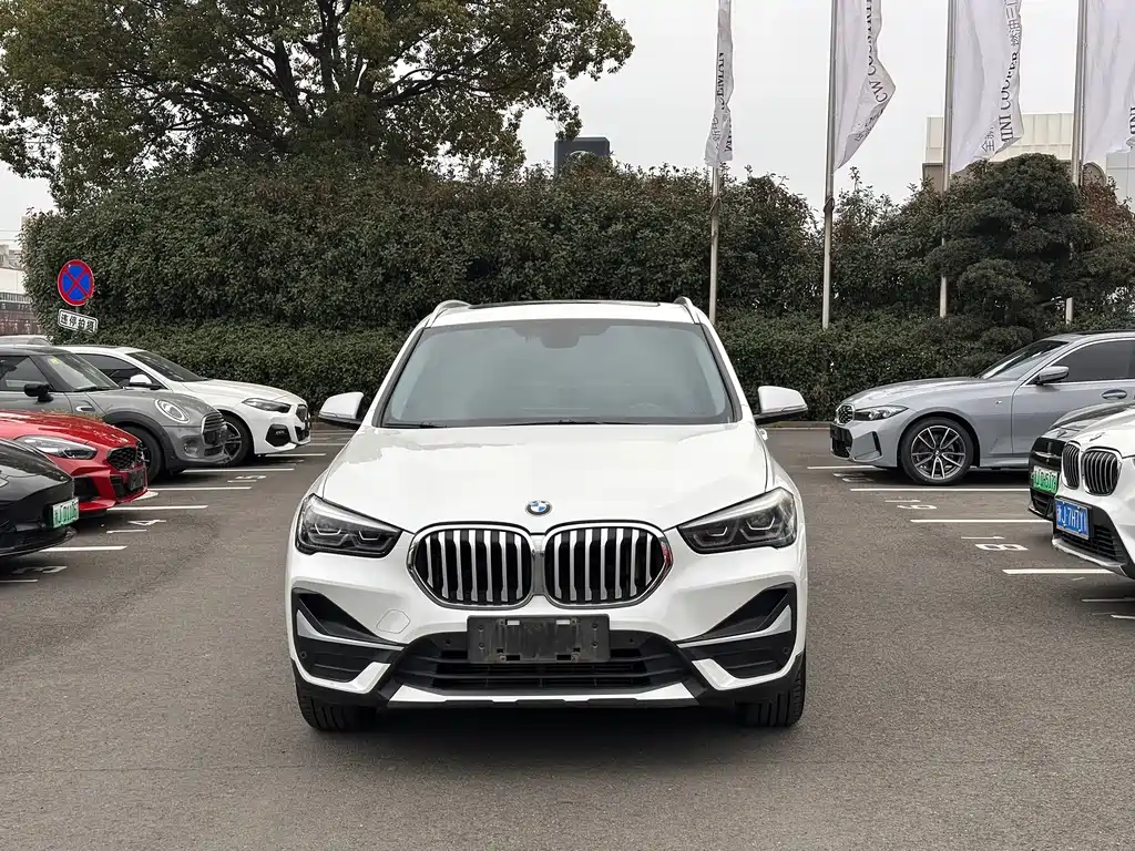 BMW X1 2021 xDrive25Li Exclusive Model купить на сайте DeffCars