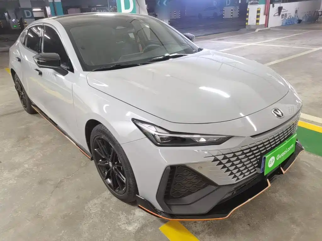 Changan UNI-V 2022 2.0T Speed ​​Edition купить на сайте DeffCars