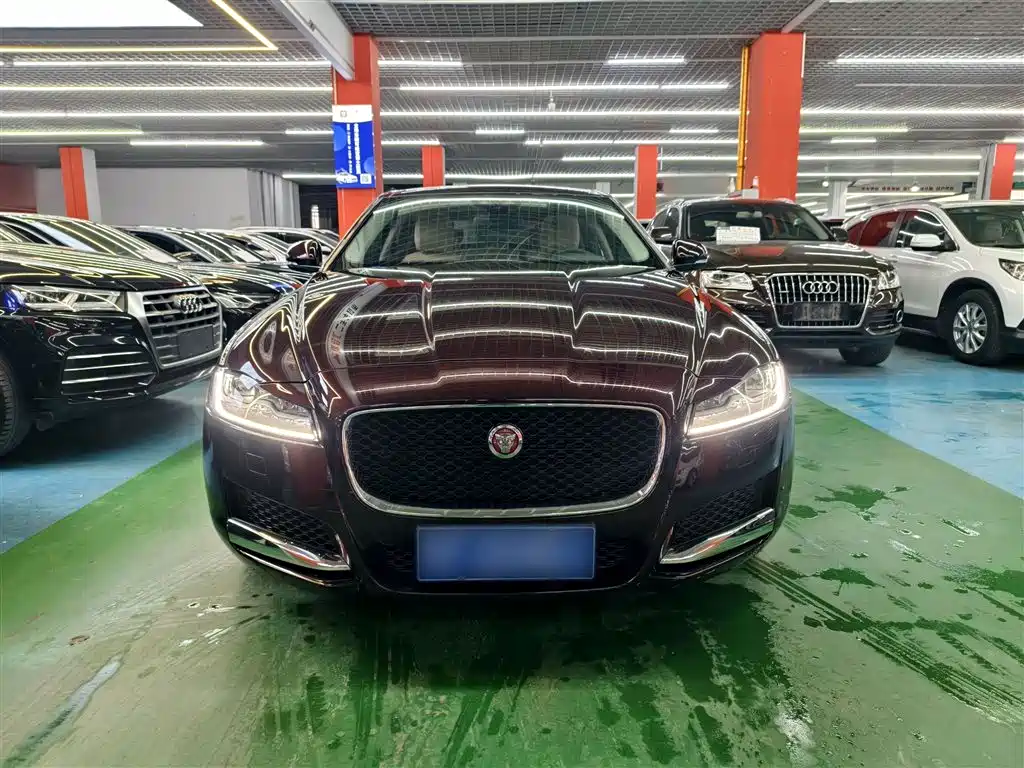 Jaguar XFL 2018 XFL 2.0T 250PS Deluxe Edition купить на сайте DeffCars