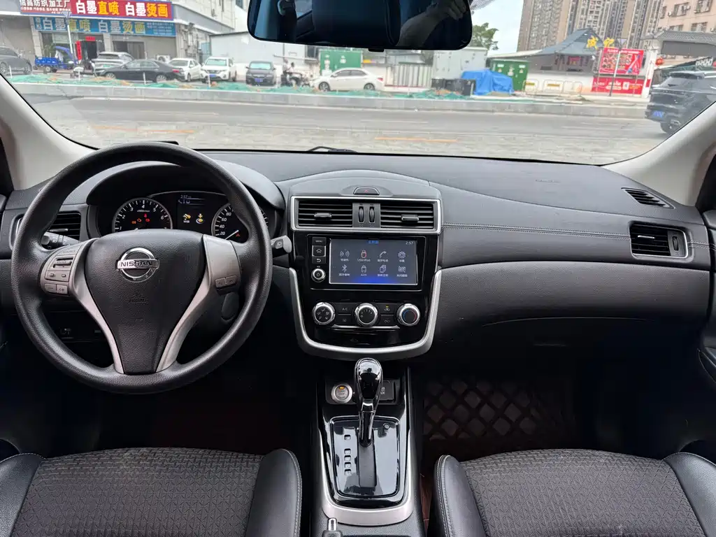 Tiida 2016 1.6L CVT Smart Travel Edition купить на сайте DeffCars