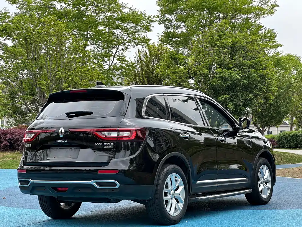 Koleos 2018 2.5L two-wheel drive premium version купить на сайте DeffCars