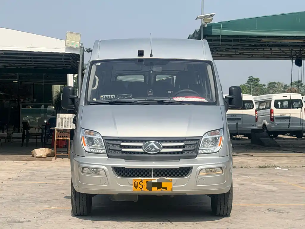 Xintu V80 2021 2.0T PLUS manual business travel version long axis mid-top 14/15 seats купить на сайте DeffCars