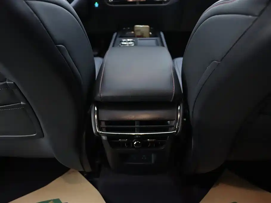 Mondeo 2022 facelift EcoBoost 245 luxury model купить на сайте DeffCars