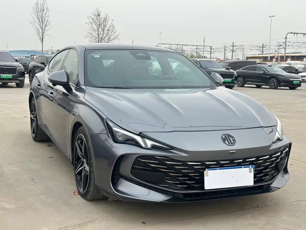 MG7 2023 2.0T automatic Trophy+ engine version купить на сайте DeffCars