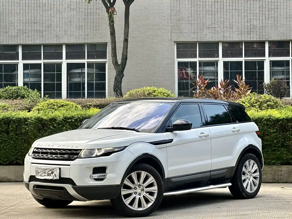 Range Rover Evoque 2015 2.0T five-door Zhiyao version купить на сайте DeffCars