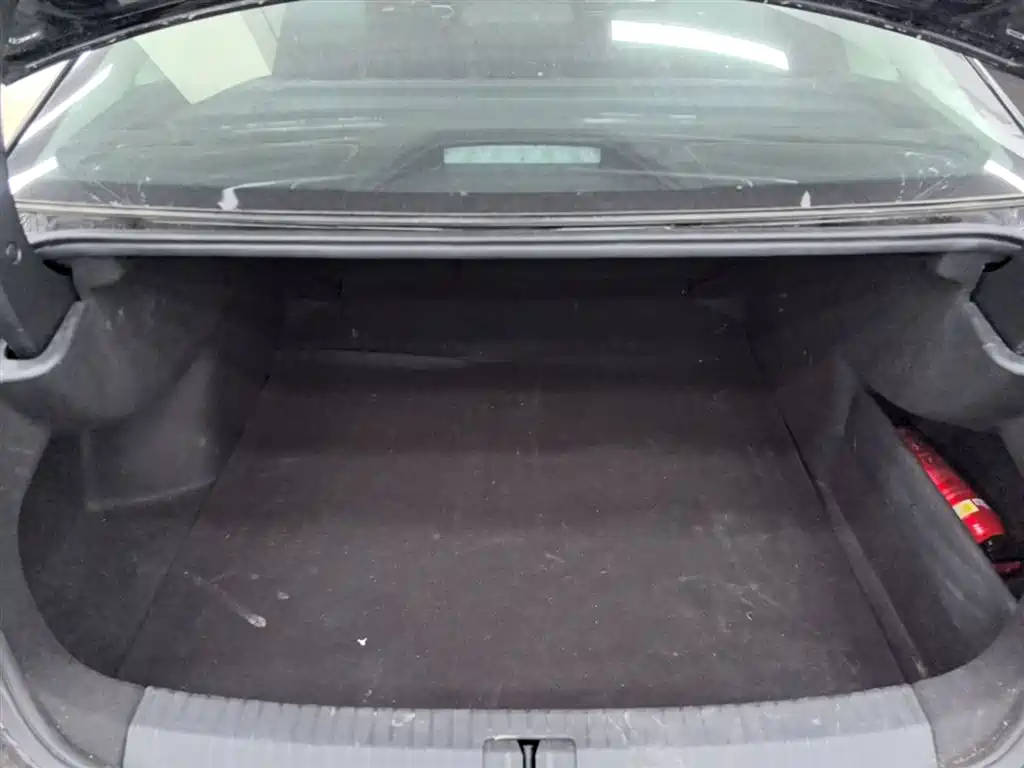 Passat 2025 Outstanding Model 280TSI Business Edition купить на сайте DeffCars