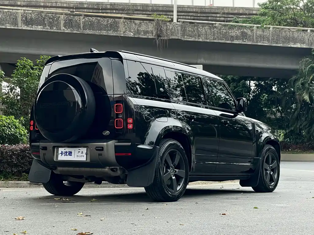 Land Rover Defender 2023 facelift 110 3.0T P400 X-DYNAMIC HSE купить на сайте DeffCars