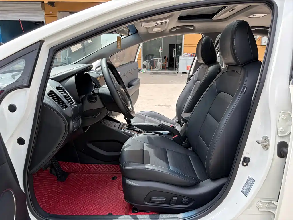 Kia K3 2017 1.6L Automatic 15th Anniversary Special Edition GLS купить на сайте DeffCars