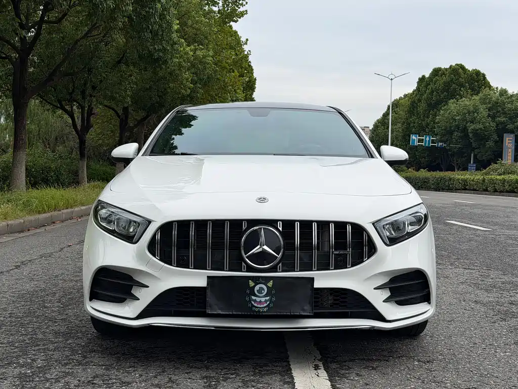 Mercedes-Benz A-Class 2021 A 200 L Sports Sedan Dynamic Type купить на сайте DeffCars