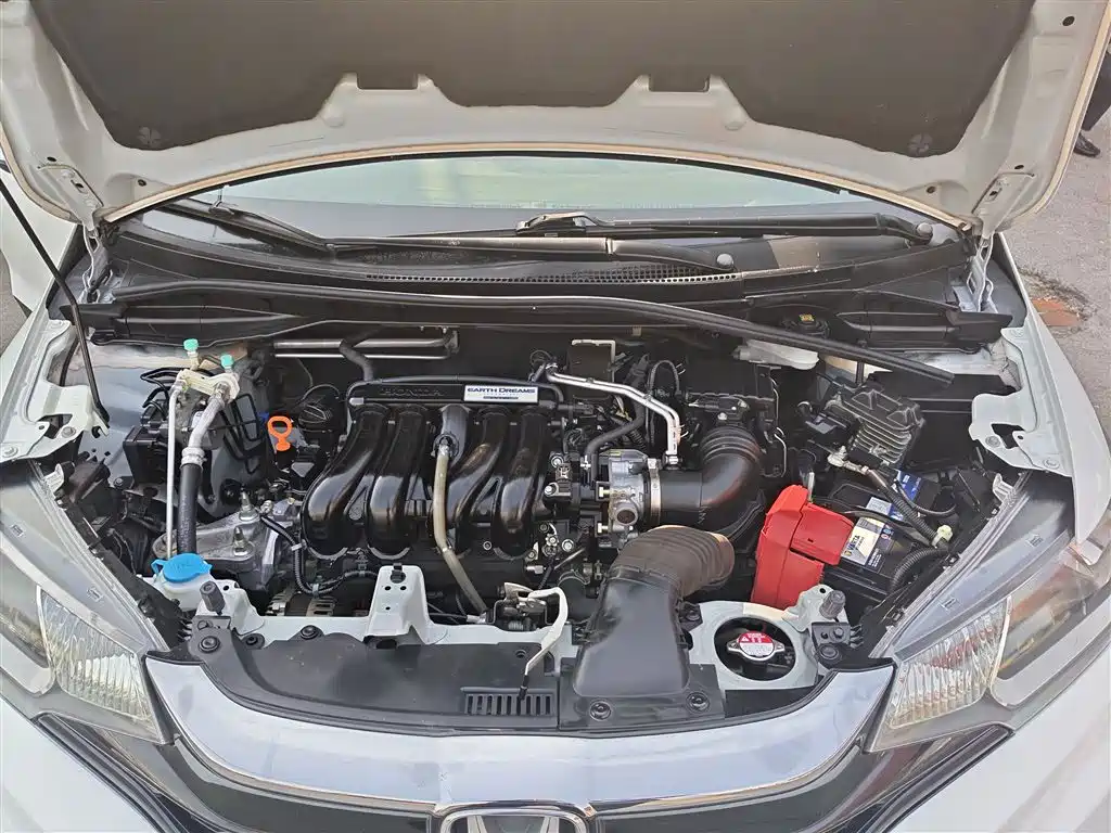 Fit 2018 1.5L CVT Comfort Sunroof Edition купить на сайте DeffCars