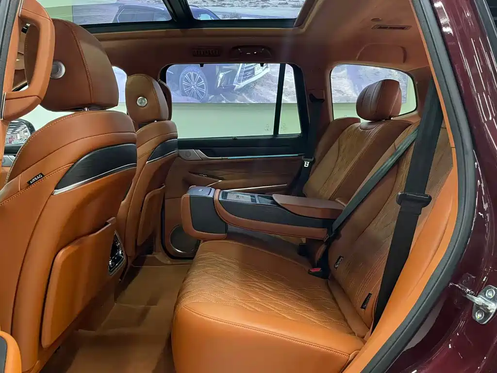 Tank 500 2022 3.0T high-end customized version 5 seats купить на сайте DeffCars