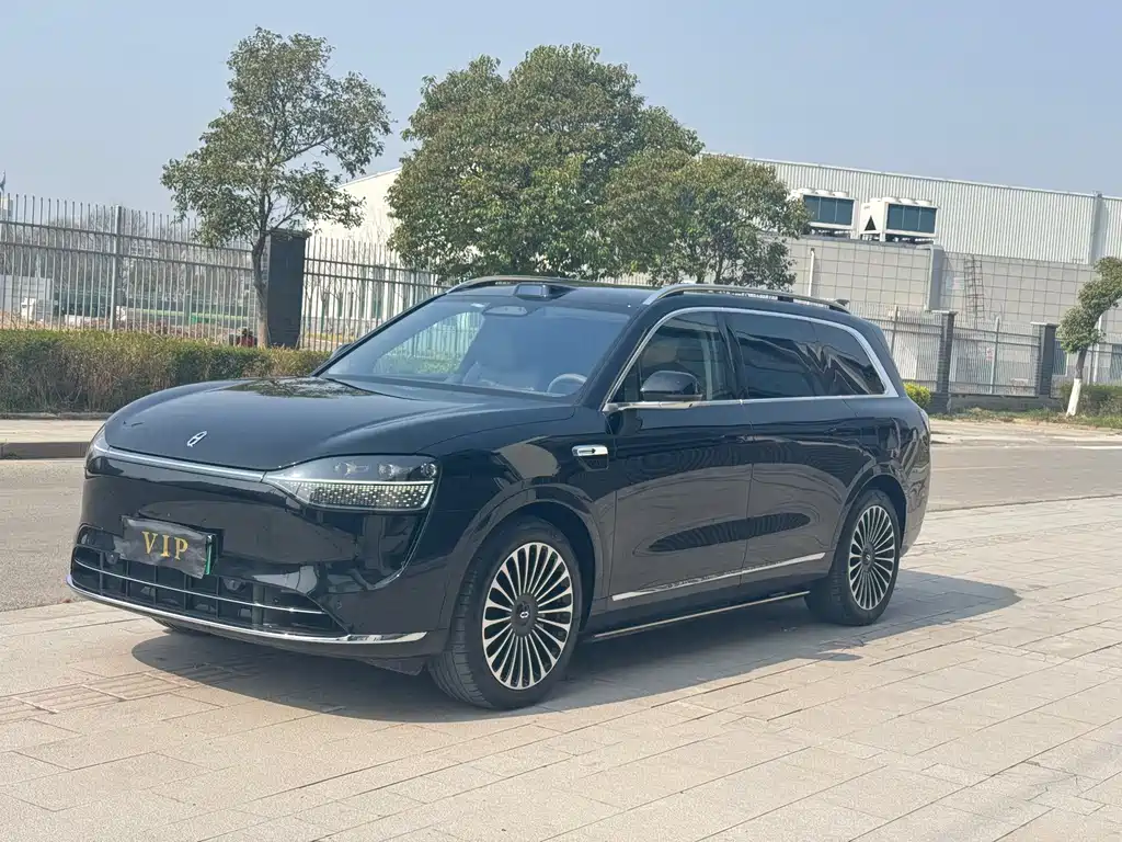 Wenjie M9 2025 extended range Ultra version 52kWh 6-seater version (192-line lidar) купить на сайте DeffCars