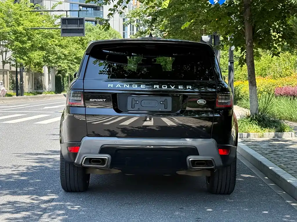 Range Rover Sport 2020 3.0 L6 SE купить на сайте DeffCars