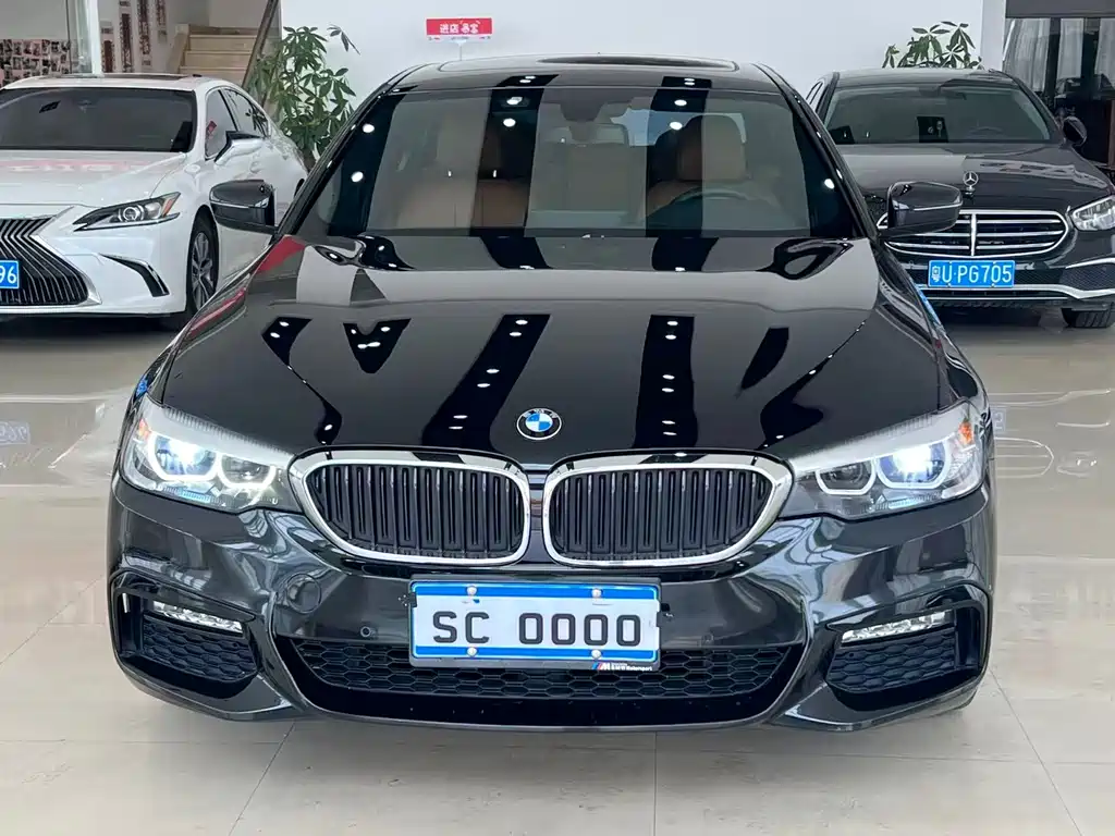 BMW 5 Series 2018 facelift 530Li leading M sports package купить на сайте DeffCars