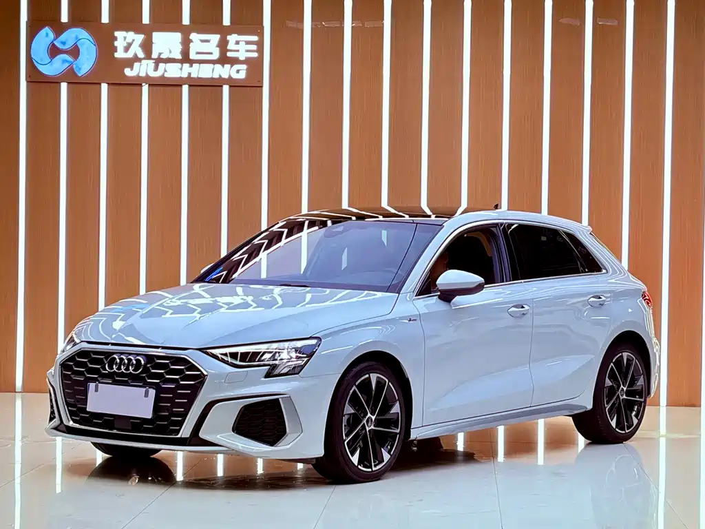Audi A3 2023 facelift Sportback 35 TFSI stylish and sporty купить на сайте DeffCars