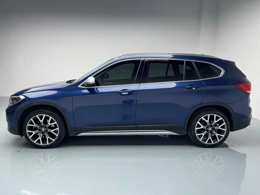 BMW X1 2021 xDrive25Li Exclusive Model купить на сайте DeffCars
