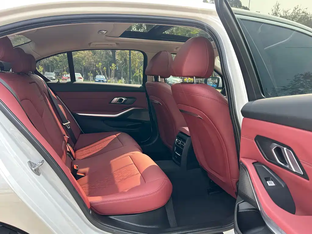 BMW 3 Series 2024 325Li M Sports Package купить на сайте DeffCars