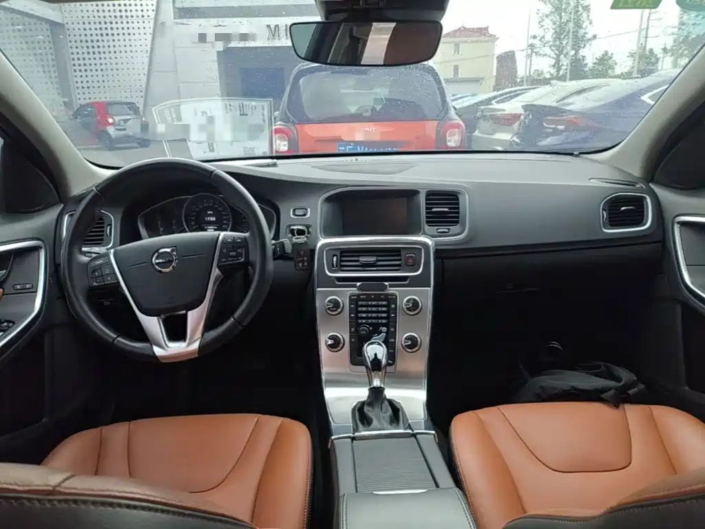 Volvo S60 2019 S60L T3 Smart Edition купить на сайте DeffCars
