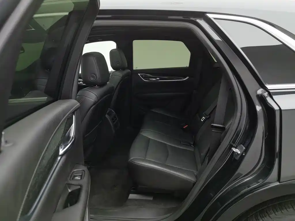 Cadillac XT5 2020 28T luxury model купить на сайте DeffCars