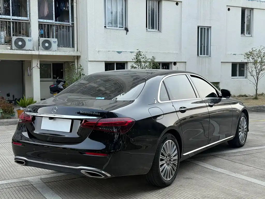 Mercedes-Benz E-Class 2023 E 300 L Fashion купить на сайте DeffCars