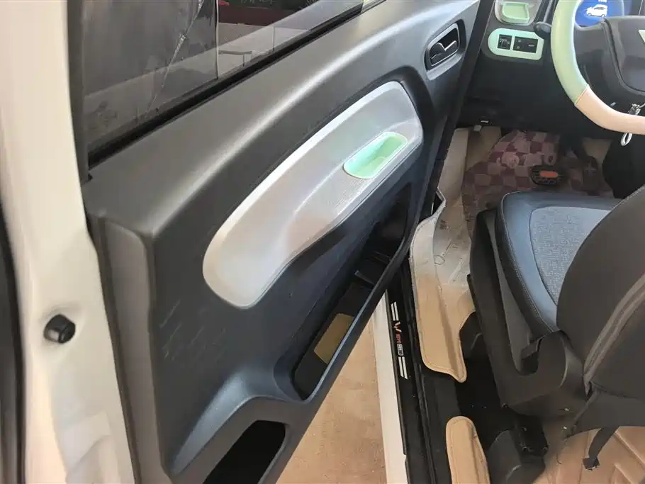 Hongguang MINIEV 2022 Freestyle Lithium Iron Phosphate купить на сайте DeffCars