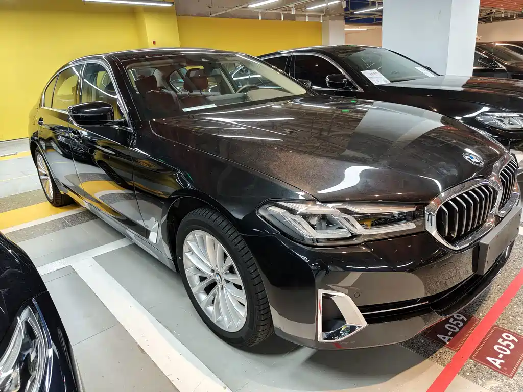 BMW 5 Series 2022 facelift 2 525Li luxury package купить на сайте DeffCars