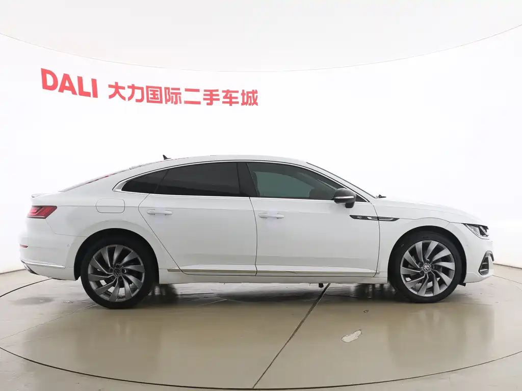 FAW-Volkswagen CC 2021 380TSI eye-catching version купить на сайте DeffCars
