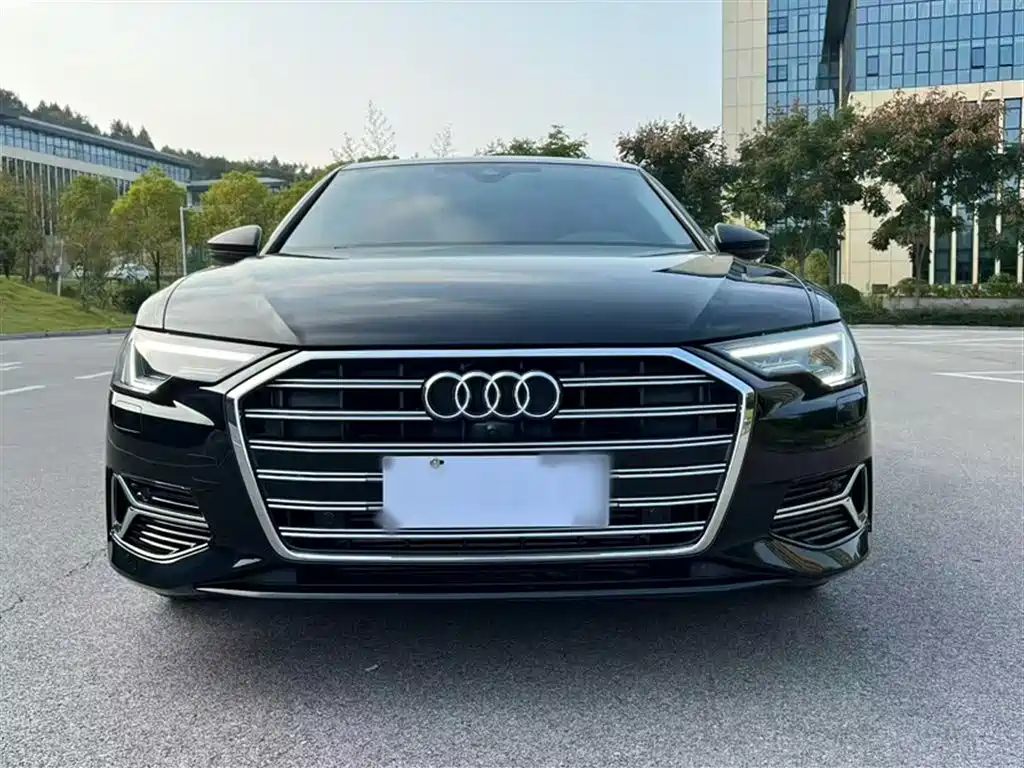 Audi A6L 2023 45 TFSI Premium Elegant Model купить на сайте DeffCars