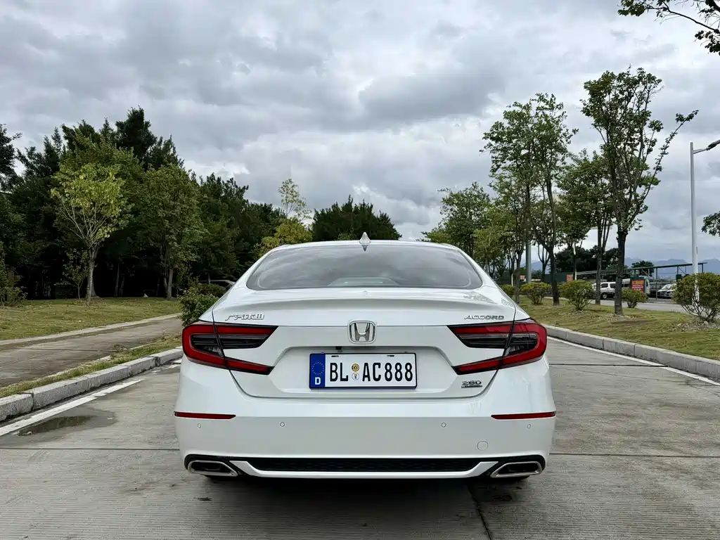 Accord 2022 260TURBO Deluxe Edition купить на сайте DeffCars