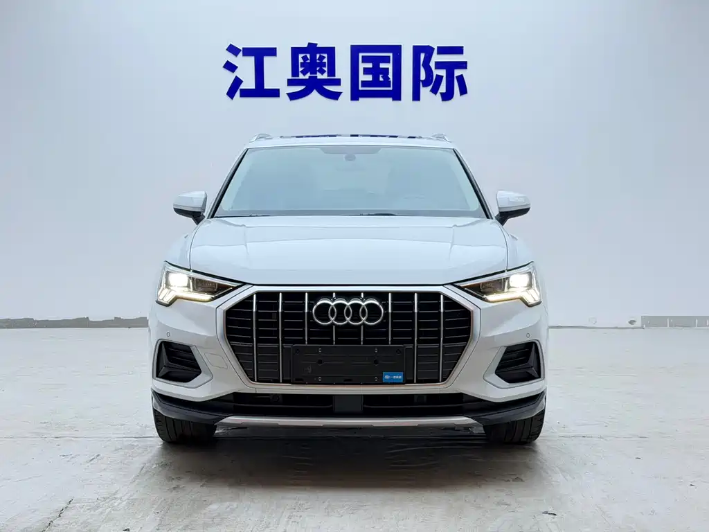 Audi Q3 2021 35 TFSI Fashionable and Elegant купить на сайте DeffCars