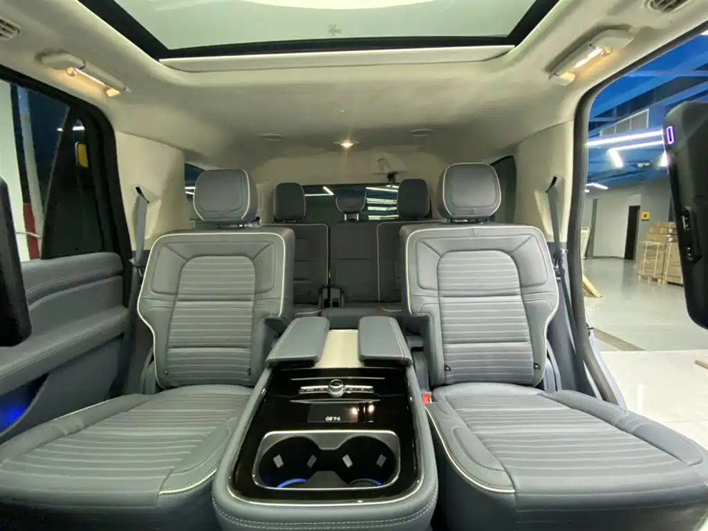 Navigator 2020 3.5T President Series купить на сайте DeffCars