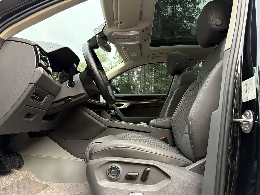 Touareg 2021 3.0TSI Ruixiang Edition Classic Sports Package купить на сайте DeffCars