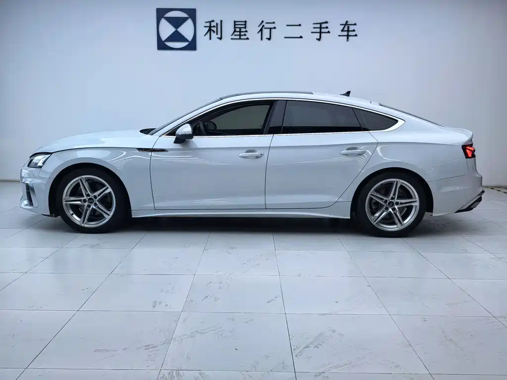 Audi A5 imported 2023 Sportback 40 TFSI fashionable and dynamic купить на сайте DeffCars